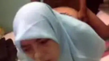 Aisyah Cewek Jilbab Keenakan Ditusuk Dari Belakang poster
